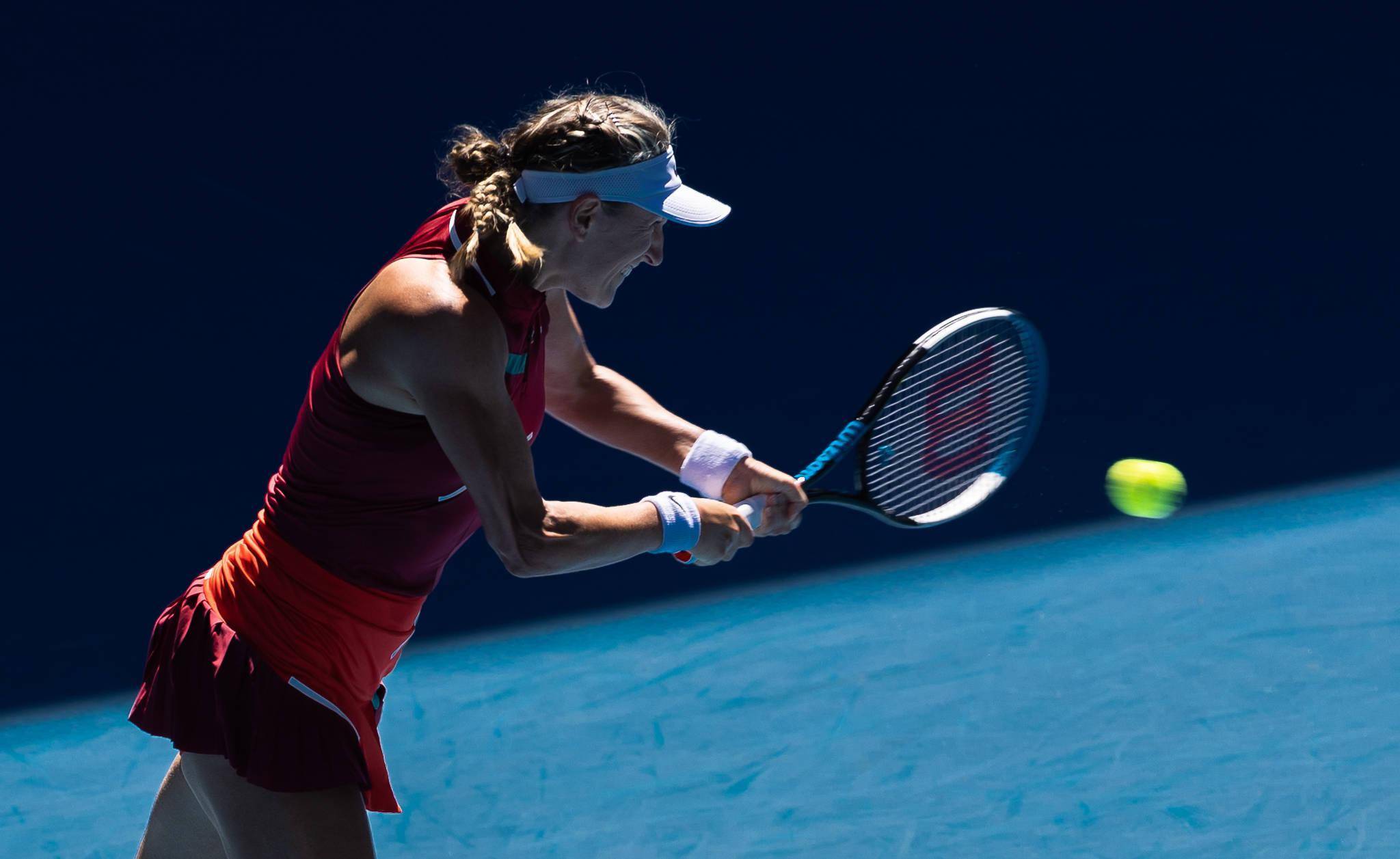 阿扎伦卡在快船比赛中败北，比分优势明显引发热议！的简单介绍